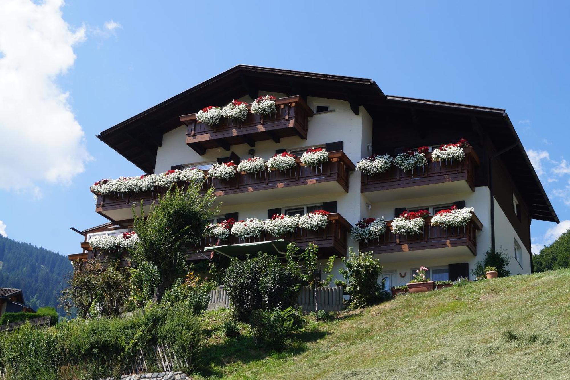 Gaestehaus Hoeck Schruns Eksteriør bilde